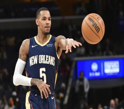 在场上展现 在场上展现