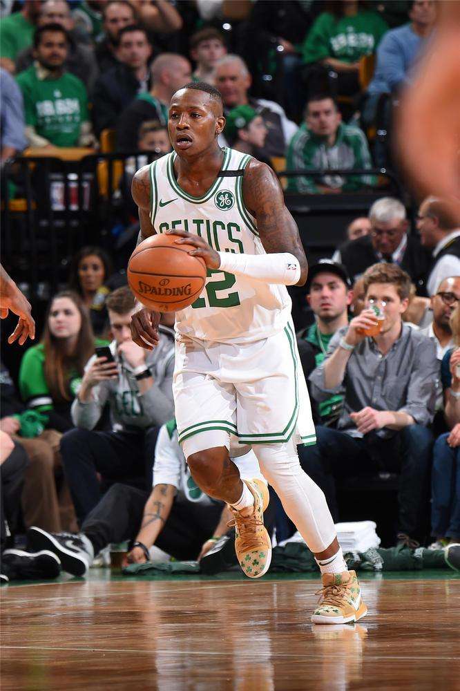 投打双重角 投打双重角