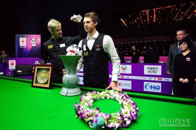 逼抢后的二 逼抢后的二