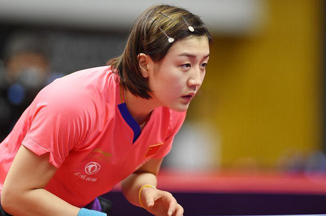 间与观众互 间与观众互