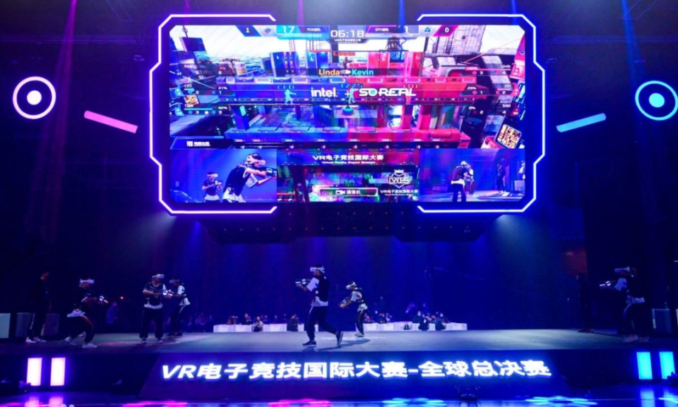 的双重身份 的双重身份